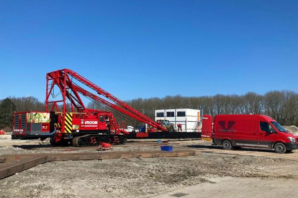 Heimachine op een bouwplaats