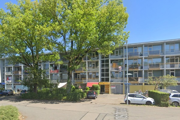 Woongebouw aan de Steenbokstraat