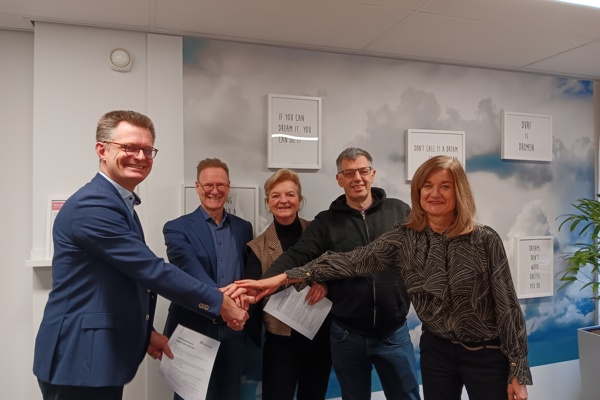 Intermaris en Stichting Boeglijn tekenen samen een intentieovereenkomst vanwege woonvoorziening voor bewoners met autisme